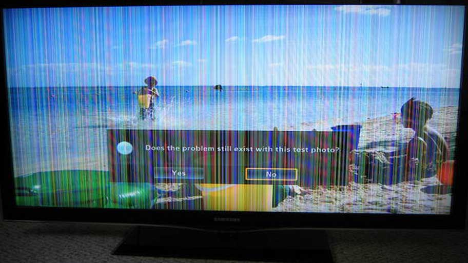 نمایش خط عمودی رو صفحه نمایش تلویزیون